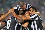 Succes. Juventus-spillerne fik hele fire muligheder for at kramme hinanden i løbet af kampen mod Lazio. 