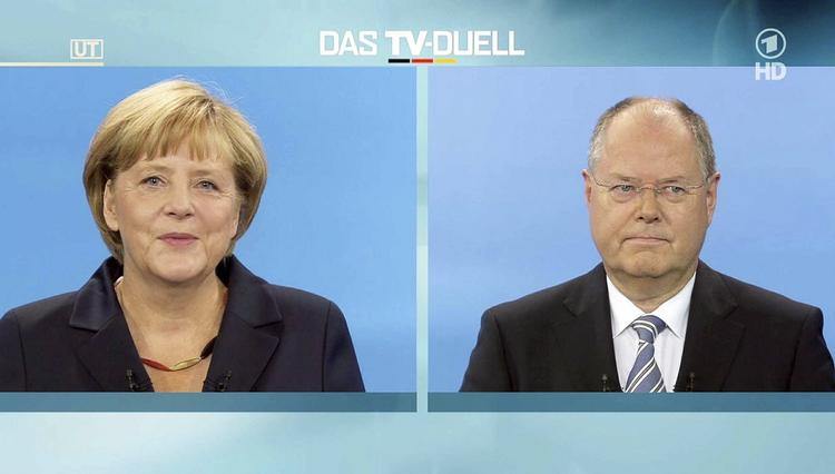 Rivaler. Peer Steinbrück får svært ved at fravriste Angela Merkel titlen som kansler. 
