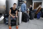 STRANDET. Anna Laybourn skulle være fløjet til Athen lidt i ni i forbindelse med sit arbejde, men må nu vente. 