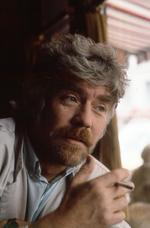 Dødsfald. Ole Ernst nåede at spille mange store roller. Anmelder Henrik Palle vælger fem, der har gjort størst indtryk. 