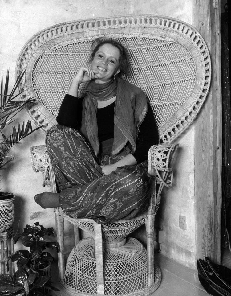 skose. De toneangivende litterater gav Michael Strunge ret, da han i den berømte udgave af tv-programmet 'Bazar' fra april 1984 rasede mod stakkels Lola Baidel (billedet) og co. 