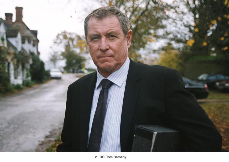 ny. I aften skal briterne for første gang forsøge at vænne sig til at se en anden 'Kriminalkomissær Barnaby' end de er vant til. John Nettles (billedet) er stoppet, og Neil Dudgeon har taget over som den populære kriminalkomissær. 
