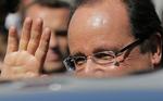 ENEGANG. Frankrig vil ikke på egen hånd gå til angreb på Assadstyret, oplyser den franske præsident Hollande, som vil afvente den amerikanske kongres' beslutning om en reaktion mod styret i Syrien. 