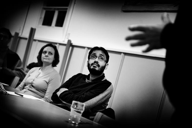 Rummelig. Imam Naveed Baig er taler ved en international konference om tro og seksualitet, og mener sagtens, at man kan være homoseksuel og muslim samtidig. 