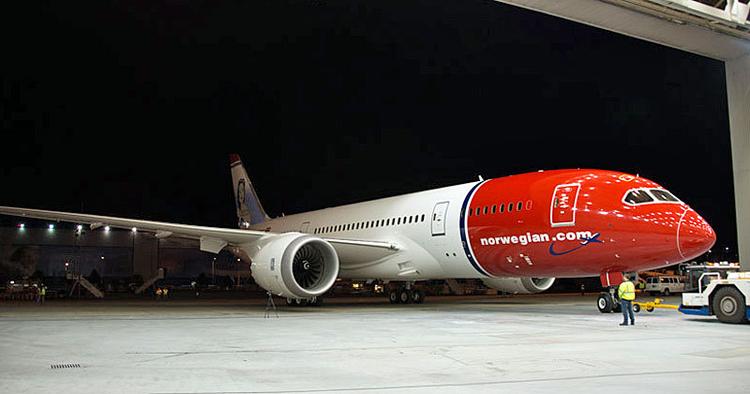 Problemfly. Boeings Dreamliner-fly har haft en turbulent start. 
