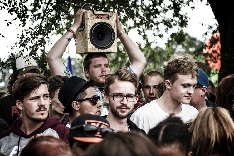 donation. Festivalgængerne kan i år selv være med til at pege på projekter, der fortjener en økonomisk håndrækning. Ikke mindst projekter, der udover at være almennyttige har fokus på unges engagement og medborgerskab vil være interessant, siger Christina Bilde. 