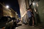 Natteliv. Der sker lidt for meget i Vestergade, mener Bevillingsnævnet. Fem ansøgere om bevilling til barer i Indre By er nu blevet en politisk varm kartoffel. (arkivfoto) 