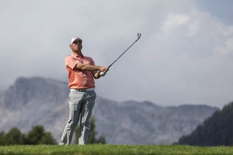 OMSPIL. Med en afsluttende runde i 65 slag sikrede Thomas Bjørn sig muligheden for at vinde sin 14. turnering på European Tour. 