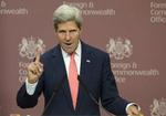 Kritisk. Den amerikanske udenrigsminister, John Kerry, vil se på en forslag om, at Syrien kan aflevere sine kemiske våben for at undgå krig, men er skeptisk over for ideen. 