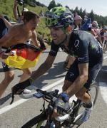 Håbefuld. Alejandro Valverde er på tredje pladsen - 1,14 minut efter Nibali. 