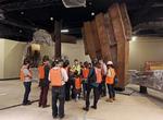 Mindesmærke. Reportere får en rundtur i New Yorks nye 9/11 museum, der åbner til foråret. Adskillige store bygningsrester udstilles på museet. I dag er det 12 år siden, USA blev udsat for terrorangrebet. 