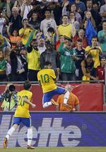 Mååål. Neymar (10) har nu fundet vejen til nettet 26 gange i 42 landskampe. 