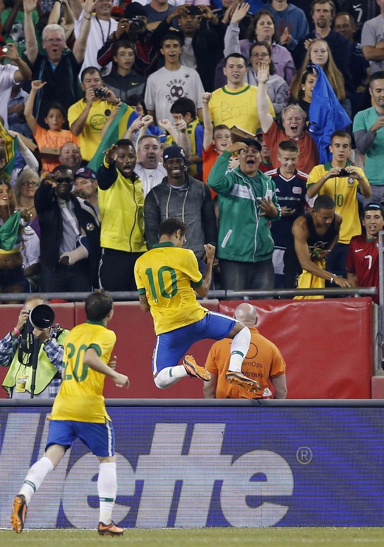 Mååål. Neymar (10) har nu fundet vejen til nettet 26 gange i 42 landskampe. 