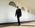 SYRIENKURS. Selv om Barack Obama er gået fra at tale om et angreb på Assadregimet til at følge et forslag om inddragelse af kemiske våben, så svækker det ikke nødvendigvis præsidenten, vurderer USA-kender. 