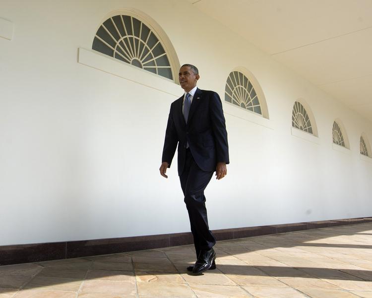SYRIENKURS. Selv om Barack Obama er gået fra at tale om et angreb på Assadregimet til at følge et forslag om inddragelse af kemiske våben, så svækker det ikke nødvendigvis præsidenten, vurderer USA-kender. 