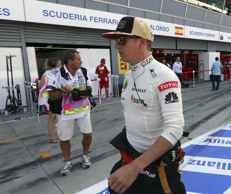 Räikkönen. Finnen er 33 år og har 20 grandprixsejre på sit cv. 