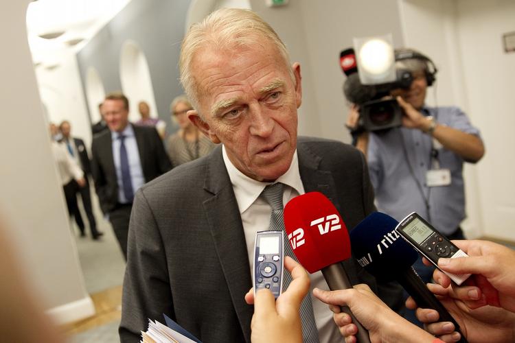 MØDE. Villy Søvndal (SF) blev overdynget med spørgsmål under det sidste møde i Udenrigspolitisk Nævn. På fredag er der møde i nævnet igen. (Arkifoto) 