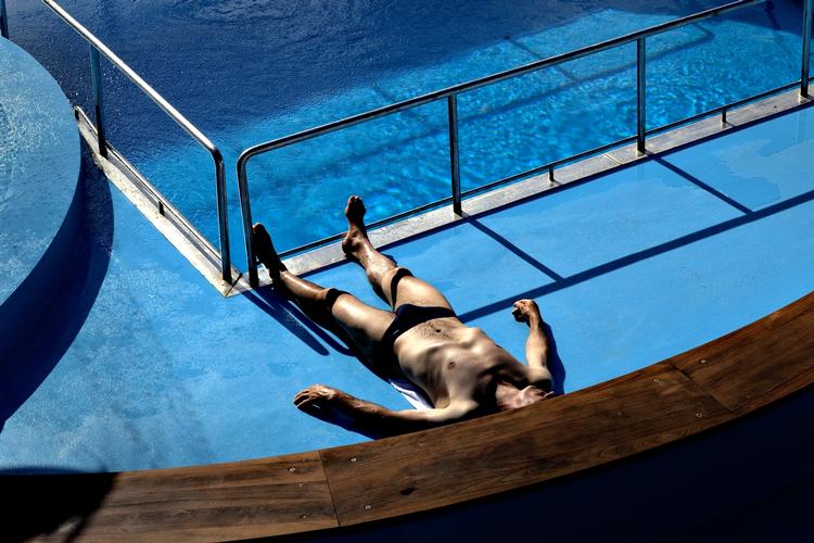 Mangel. Man bør bl.a. få mere D-vitamin ved at eksponere kroppen for sol i f.eks. en halv times tid nogle gange om ugen. 