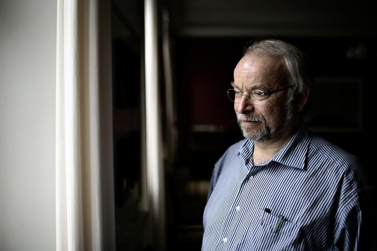Kirkelukninger. Københavns biskop Peter Skov-Jakobsen ønskede at 14 kirker i København blev lukket. 