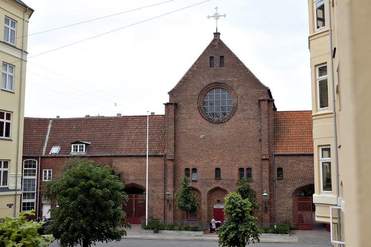 Lukket. Samuels Kirke ligger i Thorsgade på Nørrebro og er en af de seks københavnske kirker, som må lukke. 