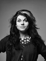 Sjov. Caitlin Moran sætter tanker i gang men næppe revolutioner. 