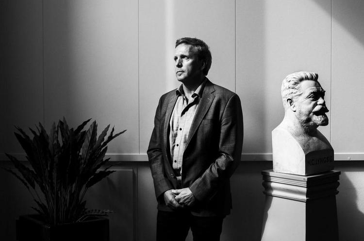 Aspirant. Per Christensen, 56 år, er favorit til at blive formand for 3F. Karrieren begyndte som tillidsmand på Aalborg Portland i 1985 og næstformand i Cementarbejdernes Fagforening i Aalborg. 