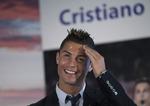 LØNTUNG. 150 millioner kroner om året formodes Cristiano Ronaldo at tjene i Real Madrid efter sin kontraktforlængelse. 