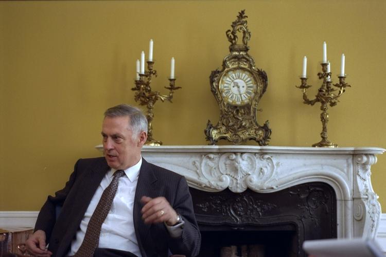 Knud Sørensen var ordførende direktør fra 1990 til 1998. 