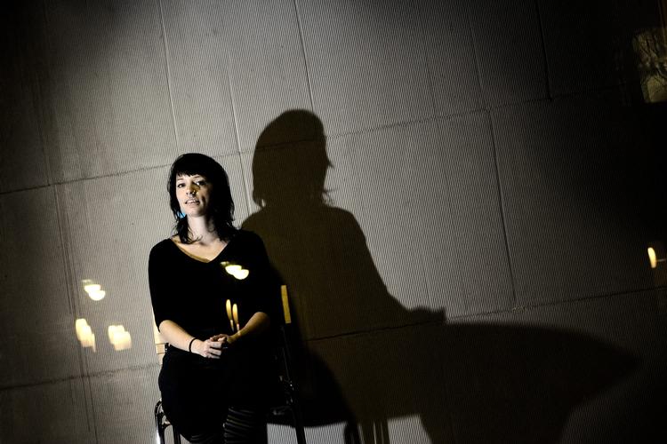 Centrum. Qarin Wikström er både sanger og sangskriver i de hovedsageligt danske band. 