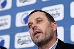 Indkøb. FCK har den seneste uge styrket sig med svenske Olof Mellberg til forsvarskæden samt tyske Marvin Pourié fra Silkeborg. Men sportsdirektør Carsten V. Jensen fortæller, at klubben ikke er færdige med at handle. 