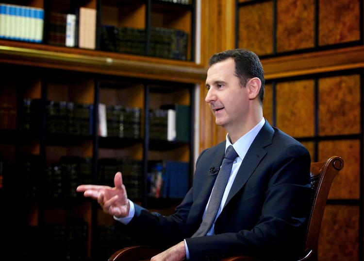 Forbryder. Enten har Assad brugt kemiske våben mod sin egen befolkning, eller også har han ikke levet op til sin forpligtelse til at beskytte sin civilbefolkning, skriver Anders Jerichow. 