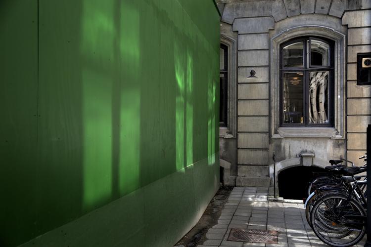 Byggeplads. Københavns Kommune køber endnu flere advokater for at få gennemført den kontroversielle udvidelse af arbejdstiden på metrobyggeriet. (Arkivfoto) 