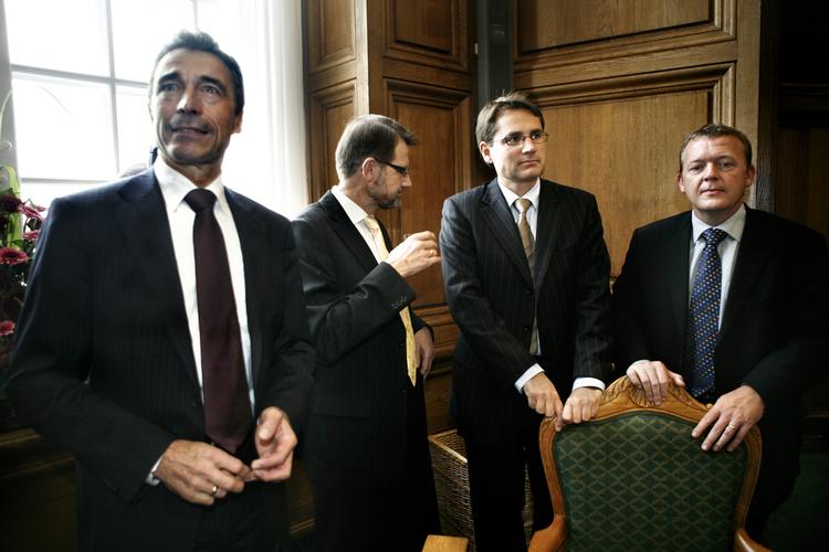 Frontfigurer. Regeringstoppen anno 2007 - kort inden finanskrisen ramte Danmark. 