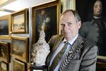 Afpersning. En medarbejder hos  Bruun Rasmussens kunstauktioner er tiltalt for at forsøge at afpresse direktør Claus Poulsen( foto). 