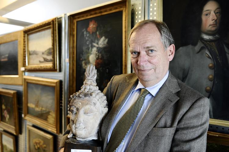 Afpersning. En medarbejder hos  Bruun Rasmussens kunstauktioner er tiltalt for at forsøge at afpresse direktør Claus Poulsen( foto). 