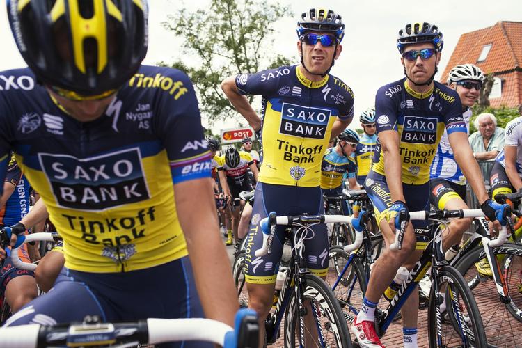 Holdløb. Nicki Sørensen (th) og Michael Mørkøv er to af de ryttere, som skal prøve at hente en VM-medalje til Saxo Tinkoff i holdløbet for firmamandskaber. De danner seksmandsholdet sammen med Mads Christensen, Matteo Tosatto, Manuele Boaro og Nicolas Roche. 