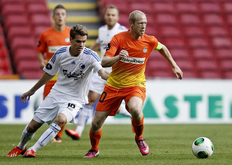 matchbold. Esbjergs anfører, Hans Henrik Andreasen, får en mere offensiv rolle end vanligt i aftenens kamp mod Elfsborg. 