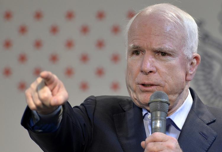GENMÆLE. En af de republikanske lederskikkelser i USA, senator John McCain, giver præsident Putin tørt på i et svar på den russiske præsidents læserbrev i new York Times. 