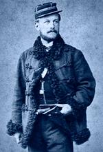 Uro. »Hvad ser Dinesen, når erindringerne presser sig på?«, spørger Tom Buk-Swienty i første bind af sit værk om Karen Blixens far, Wilhelm Dinesen, som livet igennem opsøgte ekstreme situationer, indtil han begik selvmord som 49-årig. 