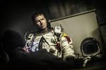 Gensyn. Felix Baumgartner blev med sit 39 kilometer lange frie fald en verdensberømthed. En ny film skildrer rejsen. 