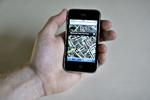 Privat. Apple understreger i deres brugerlicensaftale til iOS, at ingen af de informationer, der indsamles, kan bruges til at identificere dig personligt. 