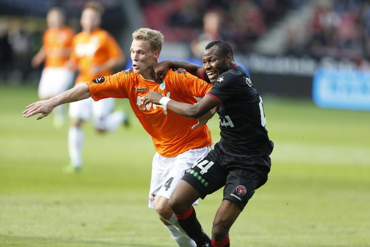 Nærkamp. Opgøret mellem FC Midtjylland og Viborg endte uafgjort. 