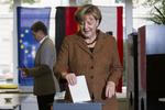 Valg. Kansler Angela Merkel afgav tidligere i dag sin stemme på et valgsted i Berlin. 