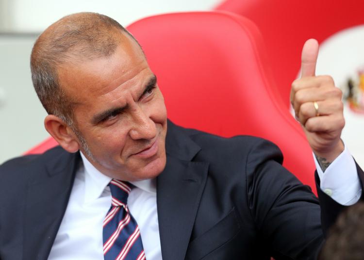 Ude. Et point i de første fem kampe kostede Paolo Di Canio jobbet. 