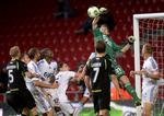 Trængsel. FCK-reservemålmanden Jakob Busk havde flere fine aktioner i 2-1-sejren, hvor han blev skiftet ind. 