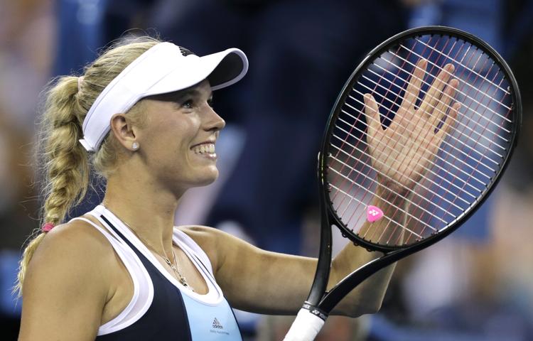 videre. Efter sejr i sin første kamp i Tokyo skal Caroline Wozniacki møde en slovak, hun ikke før har vundet over. 