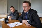 Syrien. Jeg synes, Karsten Lauritzen skal lade være med at lege chef for Politiets Efterretningstjeneste og lade PET og politiet passe deres arbejde, siger justitsminister Morten Bødskov (S). 