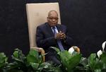 Præsident. Jacob Zuma ses under mere ordnede forhold, mens han gør sig klar til at tale til FN's generalforsamling. 