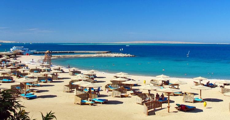 DRØMMESYN. Sharm el-Sheikh er et af de steder, der lokker med varme til billige priser i øjeblikket. 
