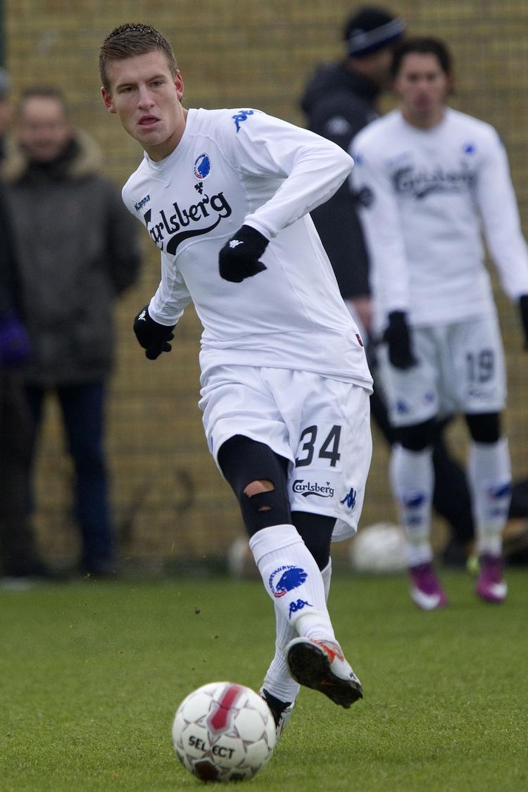 Forsvarsspiller. 20-årige Christoffer Remmer var med i to pokalkampe i sidste sæson. Han har i alt spillet 6 kampe for FCK - og vundet dem alle. 